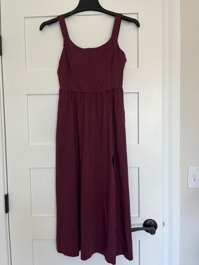 Halara Sleeveless Burgundy Midi Dress with slit, built in bra, pockets and twist